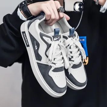 CLASSIC CHARM WARRIOR SHOES